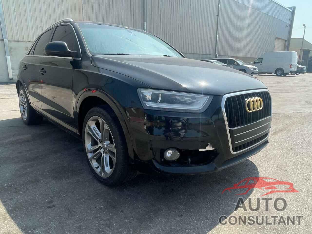 AUDI Q3 2015 - WA1GFCFSXFR010797