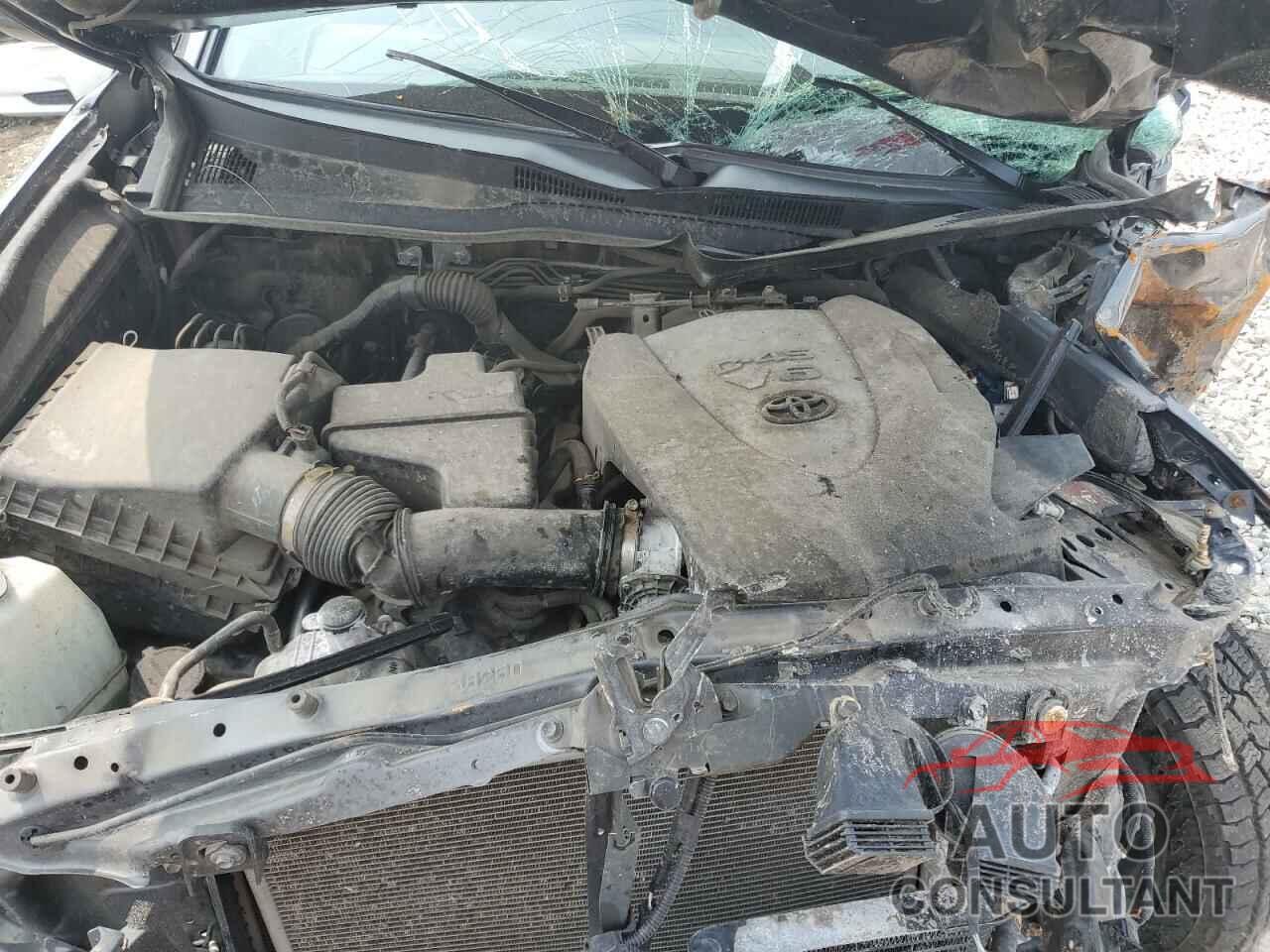 TOYOTA TACOMA 2018 - 3TMCZ5AN0JM128618
