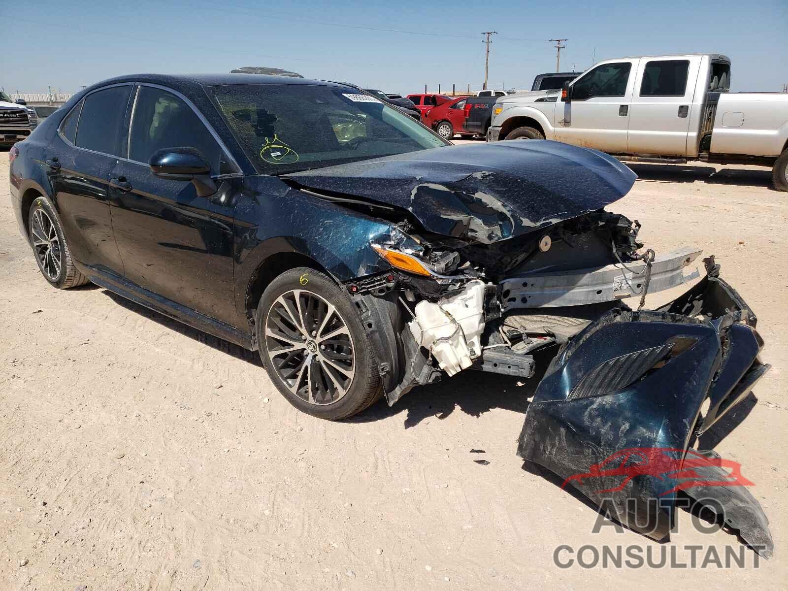 TOYOTA CAMRY 2018 - JTNB11HK8J3012393