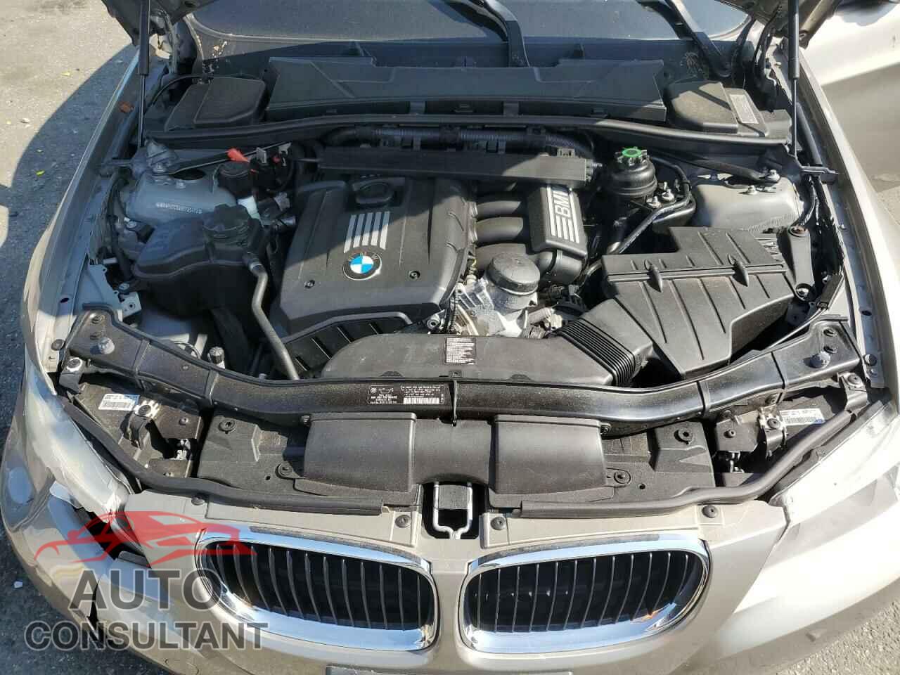 BMW 3 SERIES 2011 - WBAPH7C52BE723472