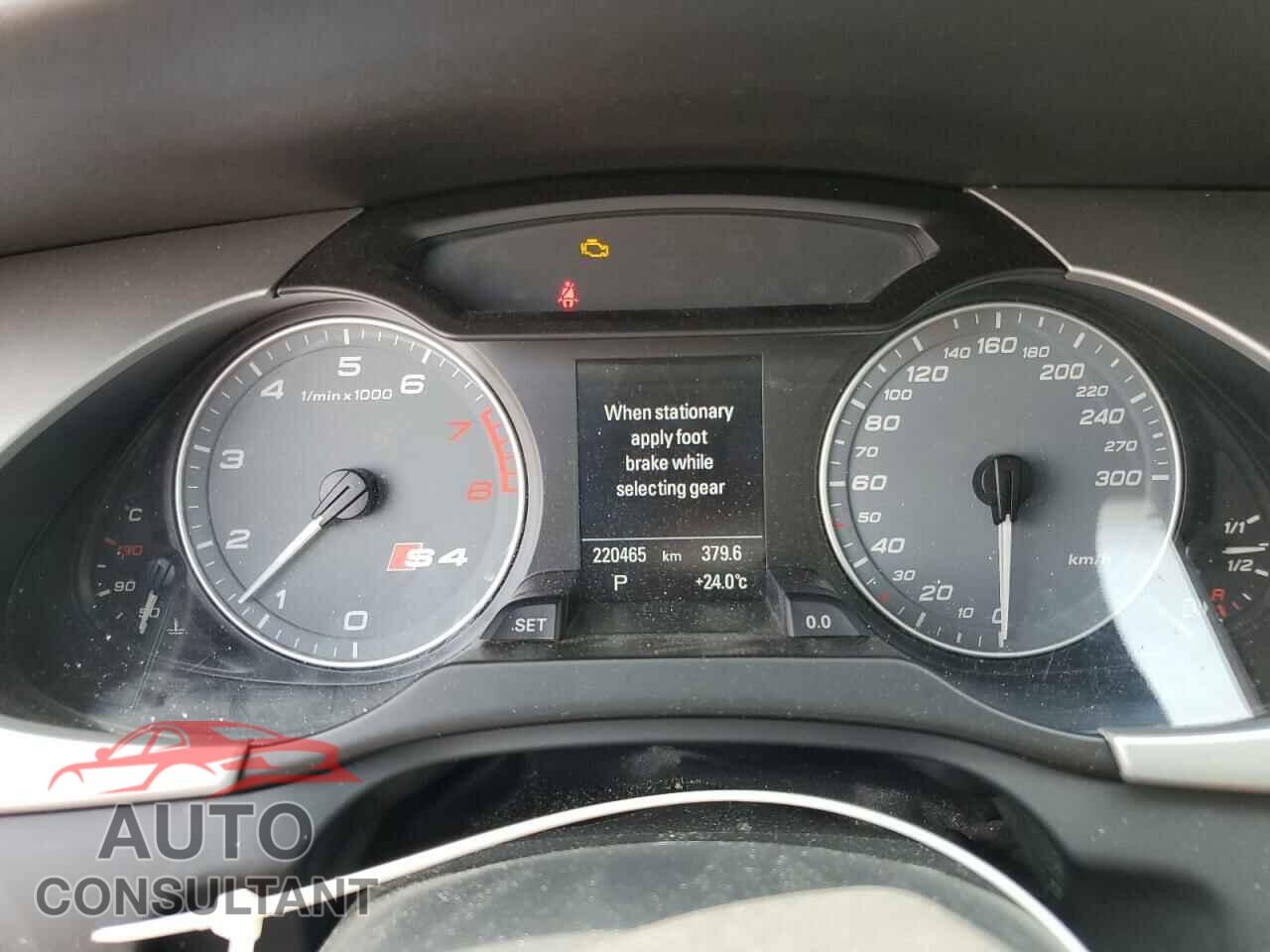 AUDI S4/RS4 2011 - WAUFGCFL5BA011417