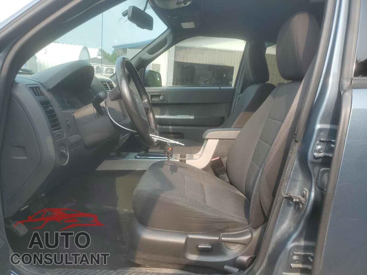 FORD ESCAPE 2010 - 1FMCU9D77AKD04506