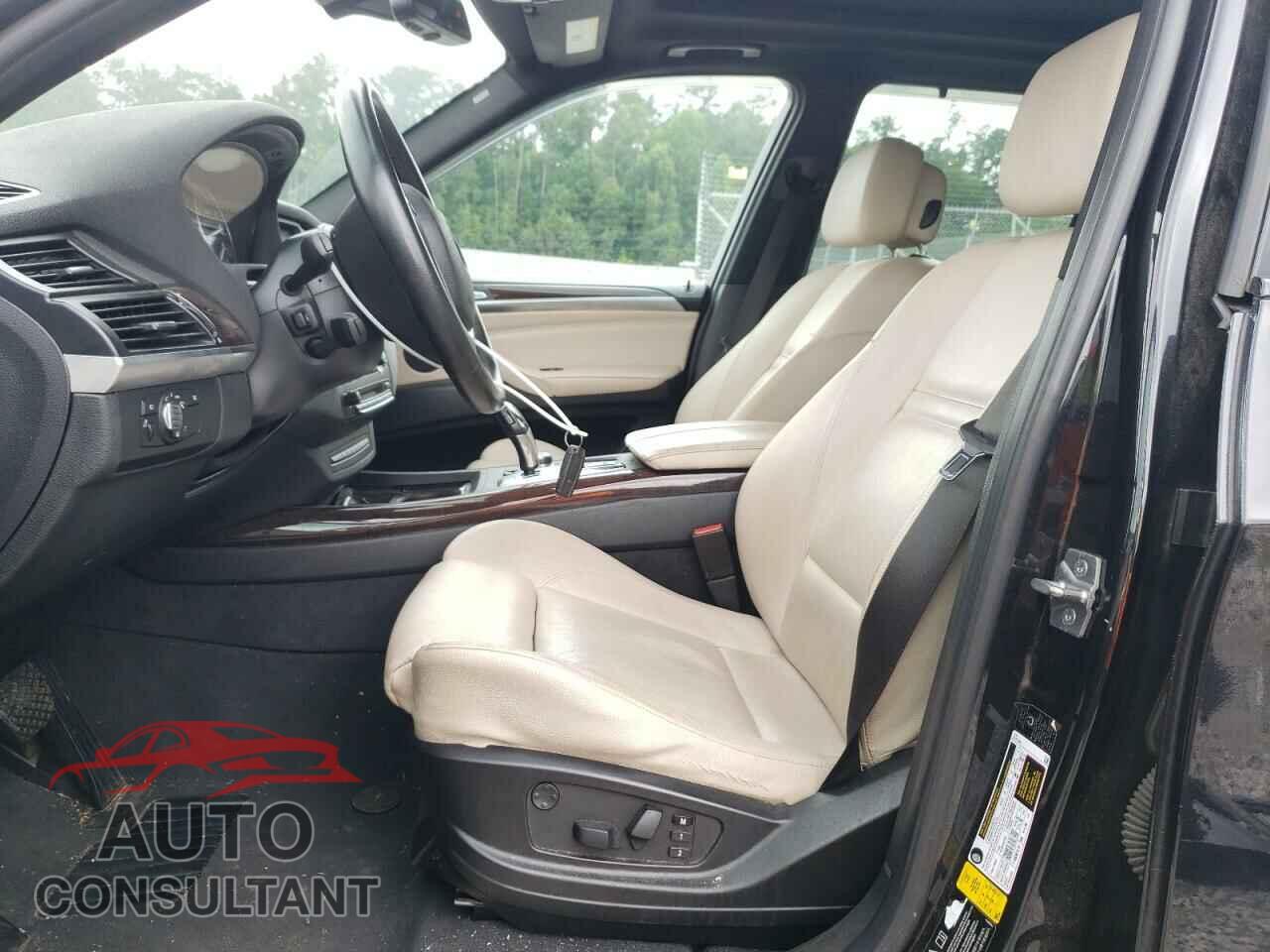 BMW X5 2011 - 5UXZV8C52BL419028