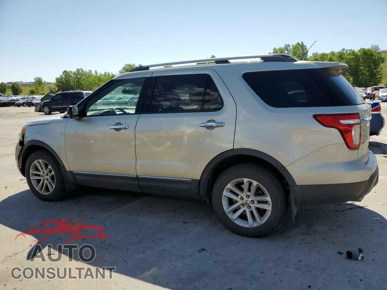 FORD EXPLORER 2011 - 1FMHK8D81BGA54229
