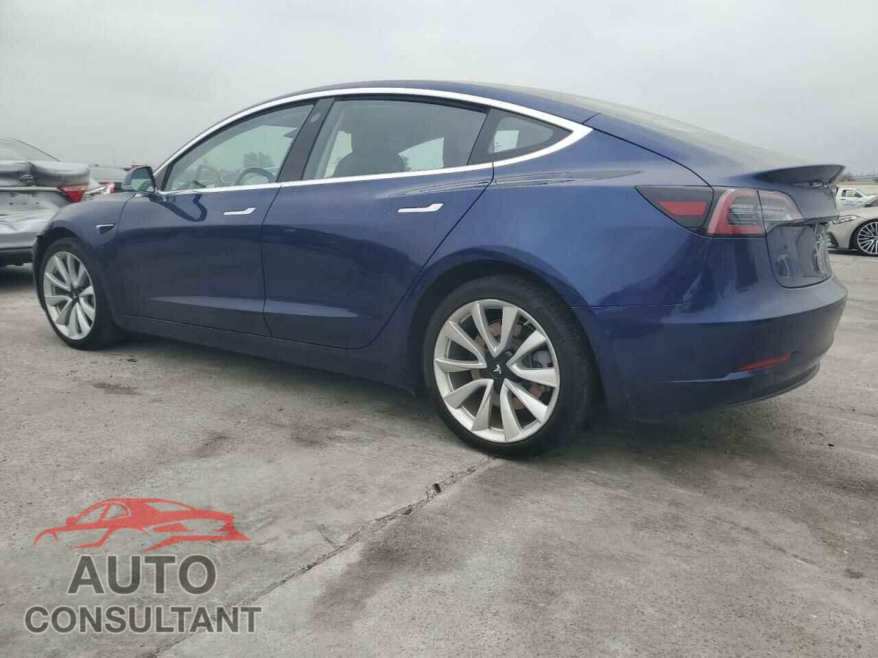 TESLA MODEL 3 2018 - 5YJ3E1EA1JF059938