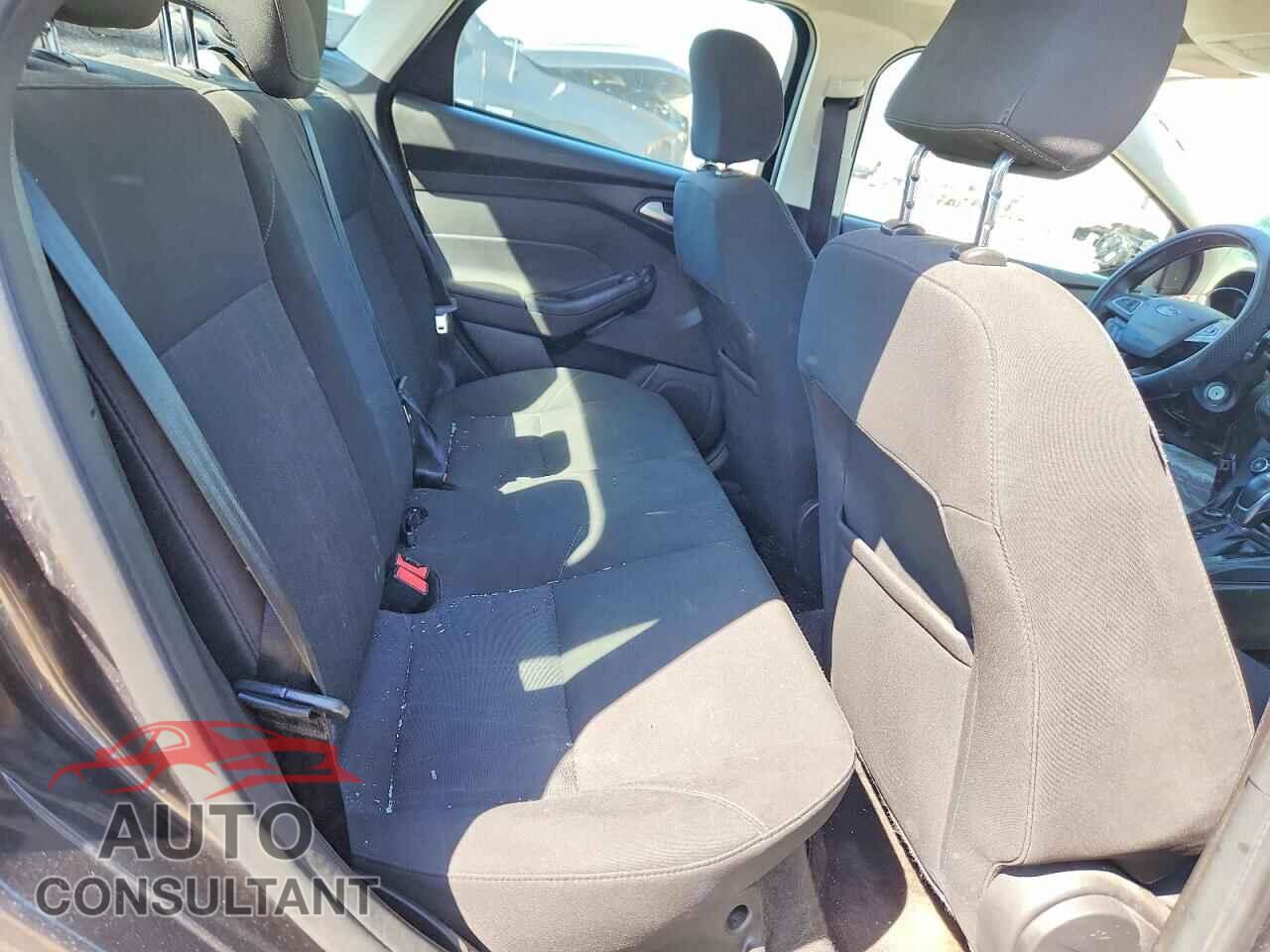 FORD FOCUS 2016 - 1FADP3F27GL284653