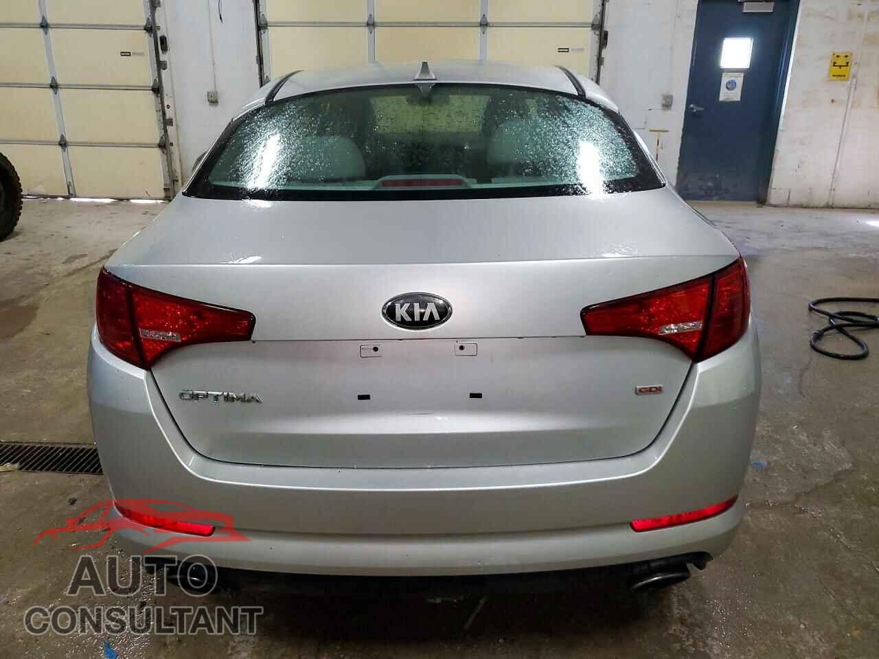 KIA OPTIMA 2013 - KNAGM4A71D5396130