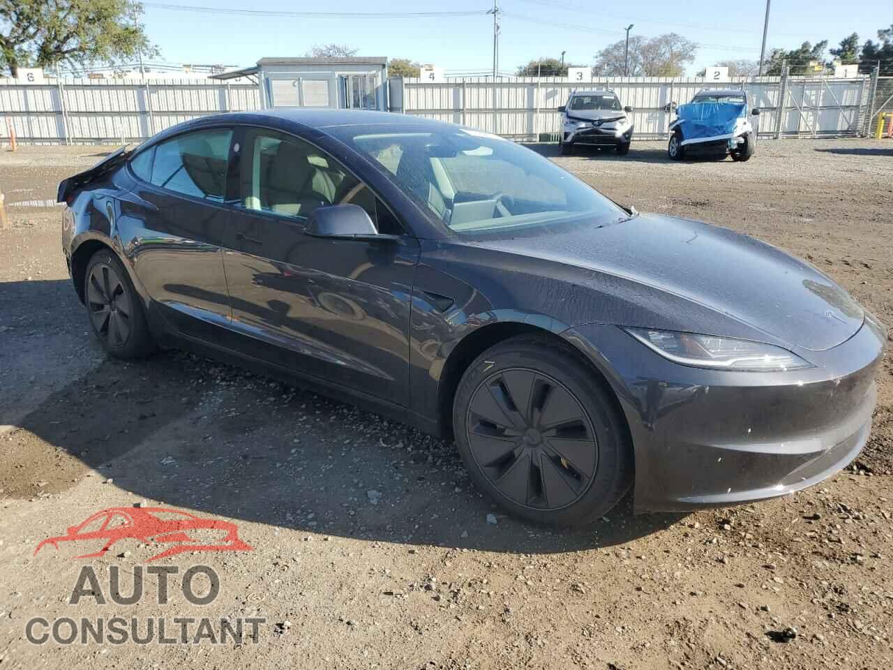 TESLA MODEL 3 2025 - 5YJ3E1EA7SF890930