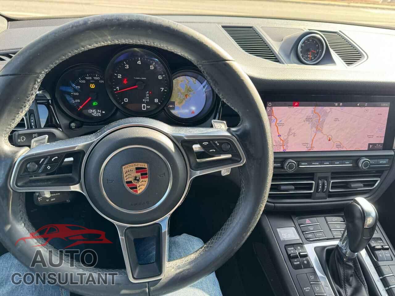 PORSCHE MACAN 2019 - WP1AA2A59KLB05711