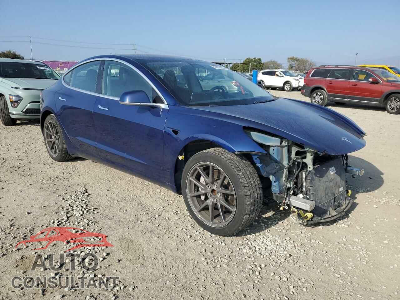 TESLA MODEL 3 2018 - 5YJ3E1EA9JF038657