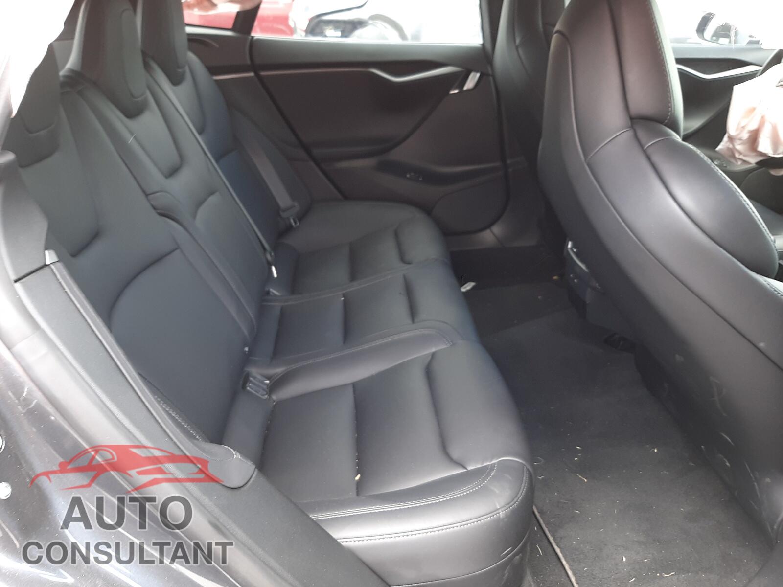 TESLA MODEL S 2018 - 5YJSA1E29JF258686