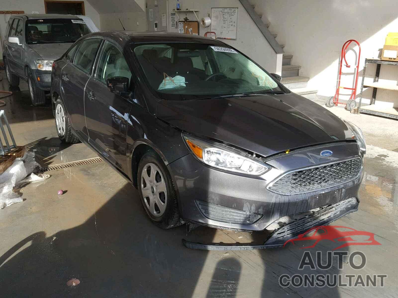 FORD FOCUS 2015 - 1FADP3E21FL293705