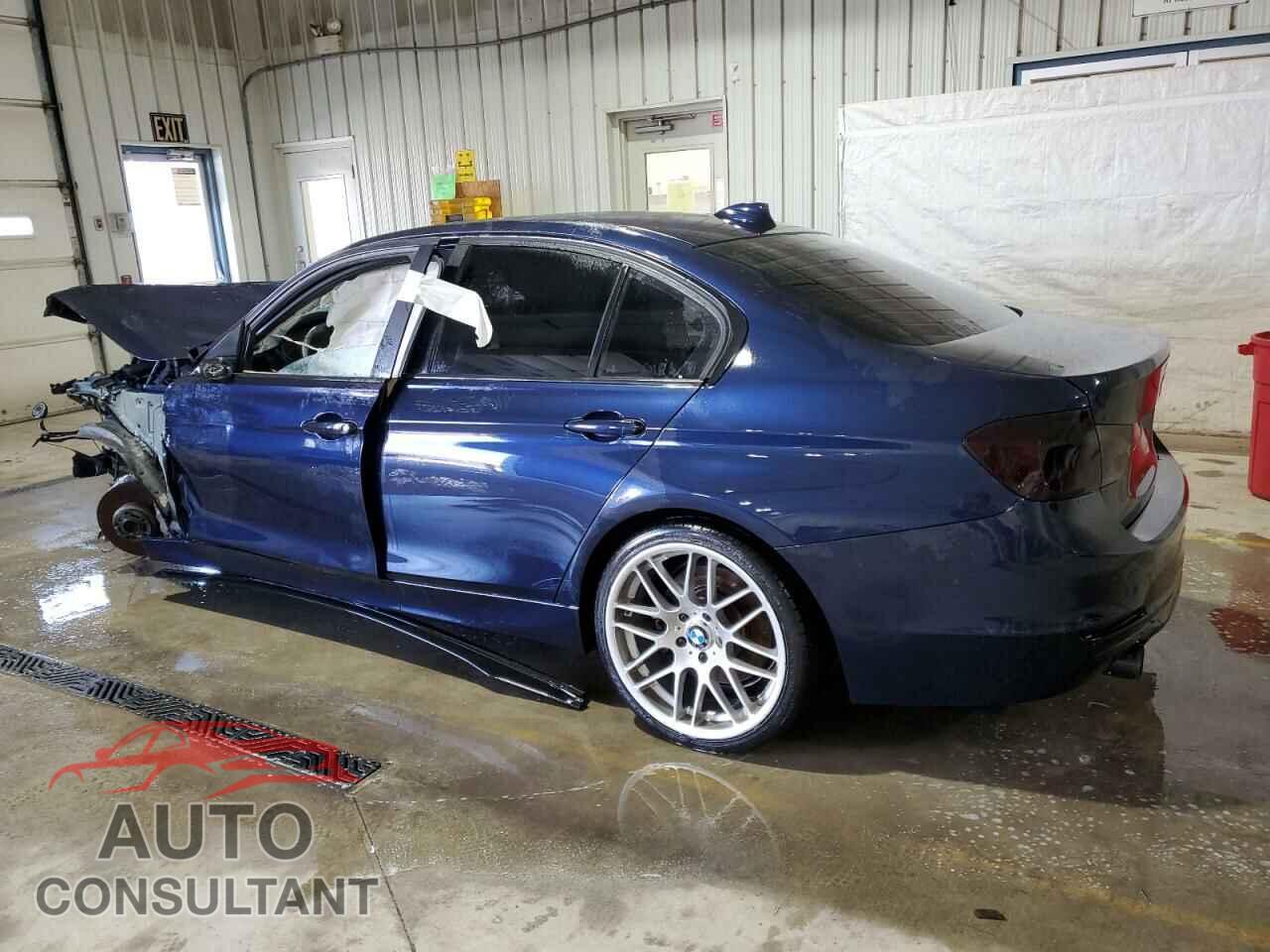 BMW 3 SERIES 2013 - WBA3A9C57DF476154