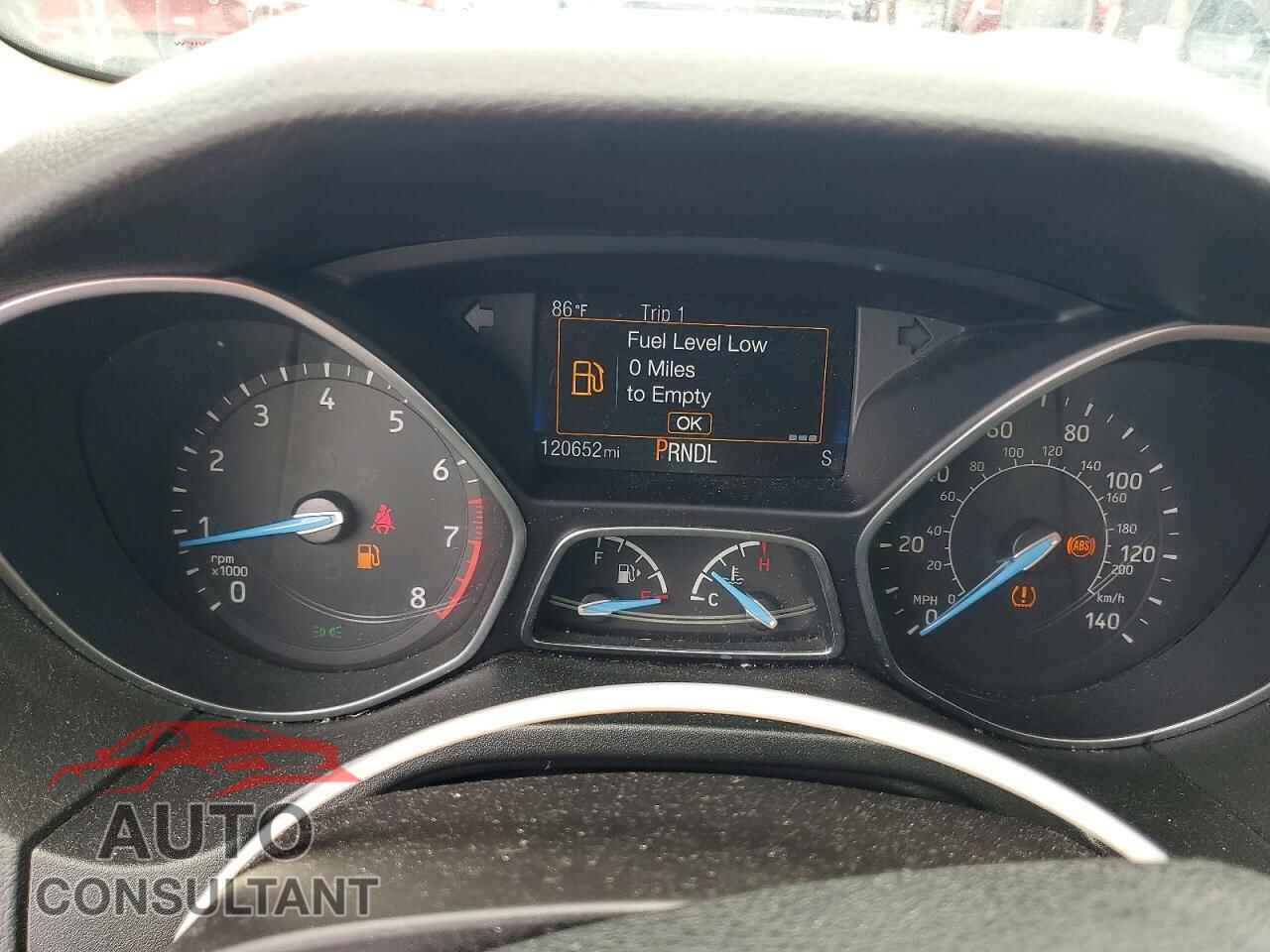 FORD FOCUS 2017 - 1FADP3F28HL241358
