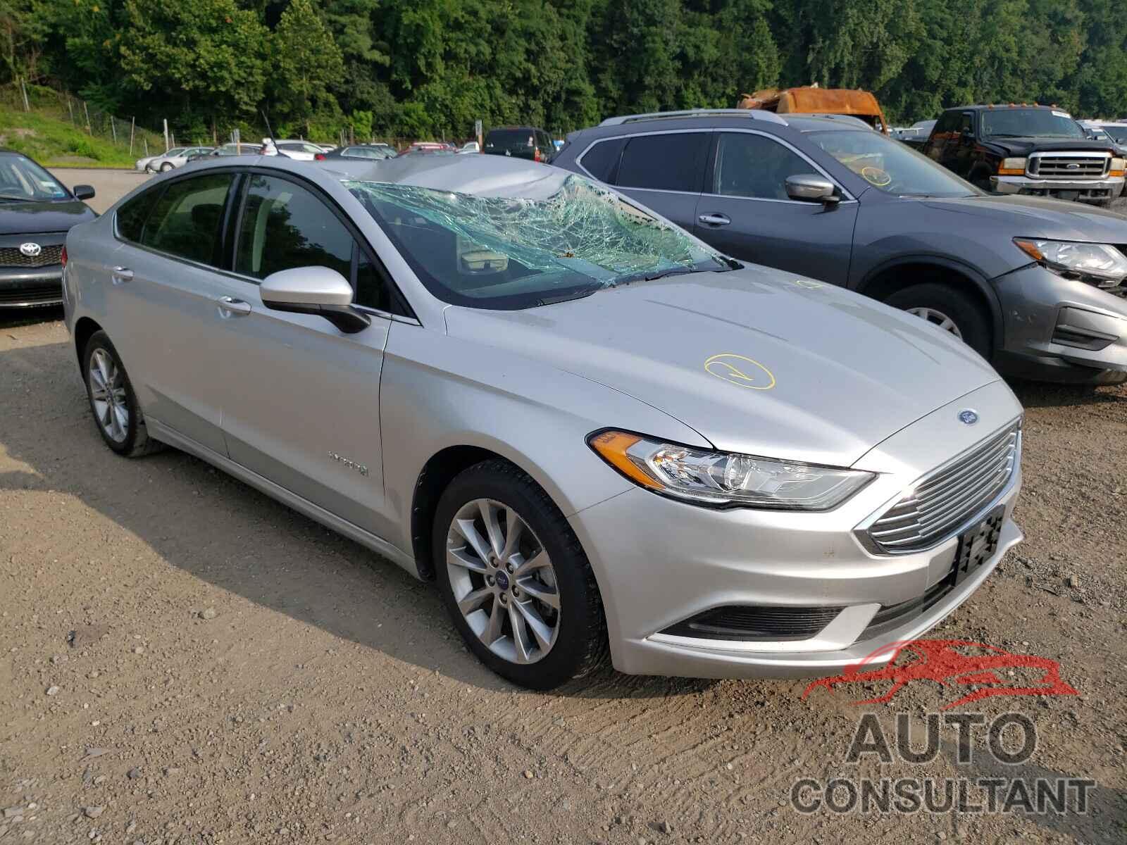 FORD FUSION 2017 - 3FA6P0LU1HR386563