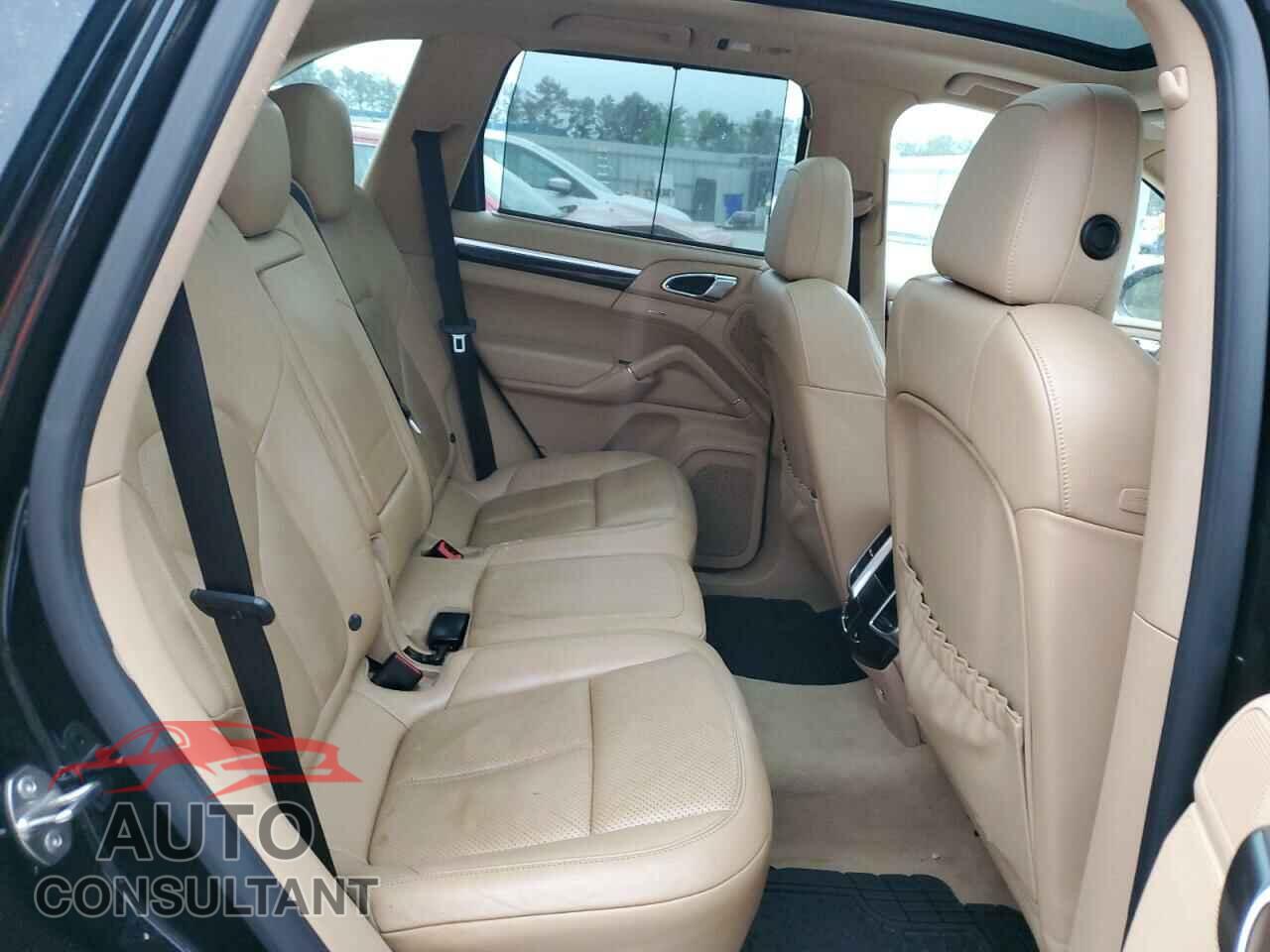 PORSCHE CAYENNE 2013 - WP1AB2A28DLA84601