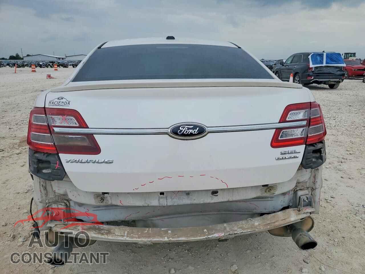 FORD TAURUS 2013 - 1FAHP2E84DG206160