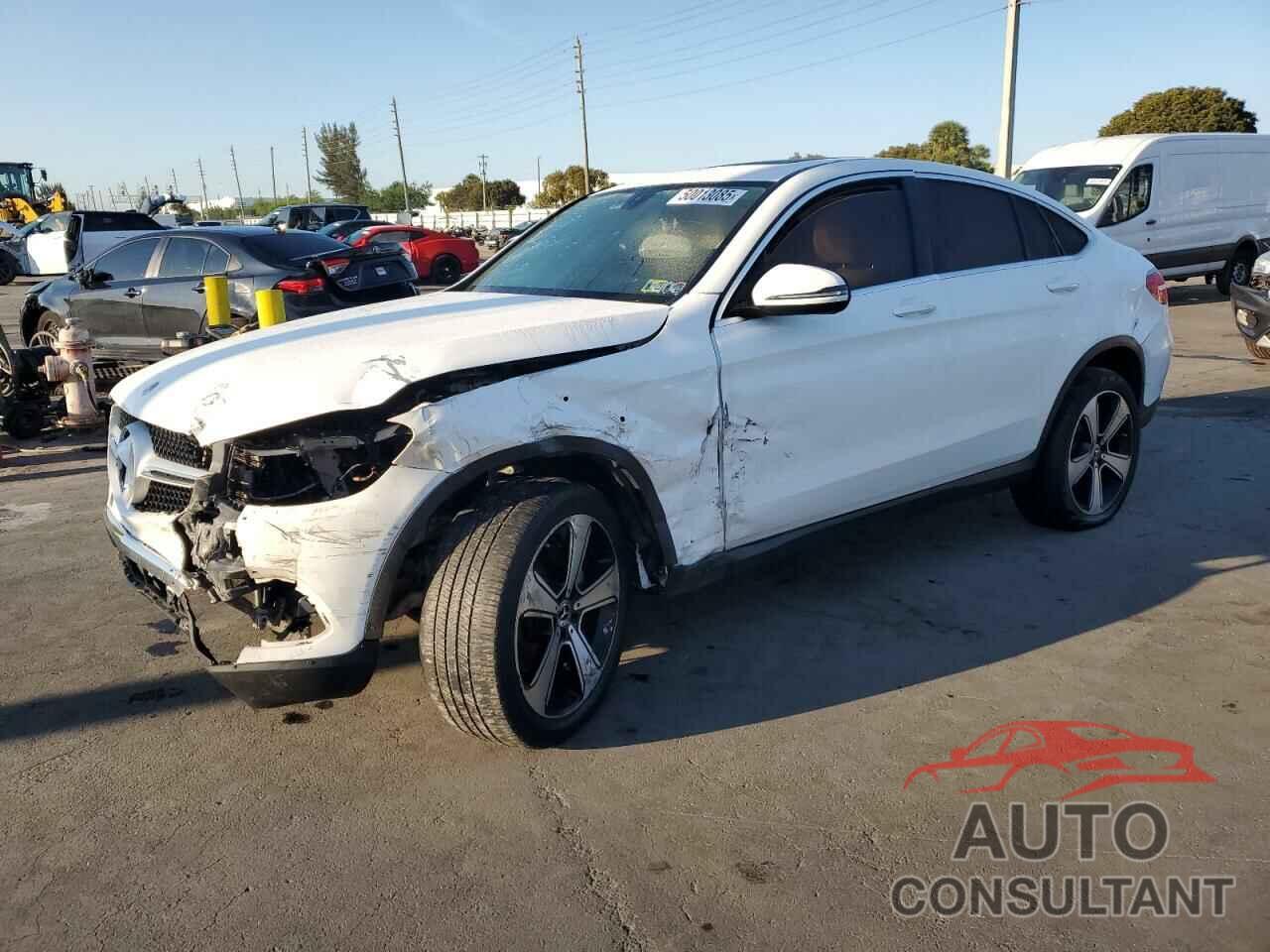 MERCEDES-BENZ GLC-CLASS 2018 - WDC0J4KB8JF330299