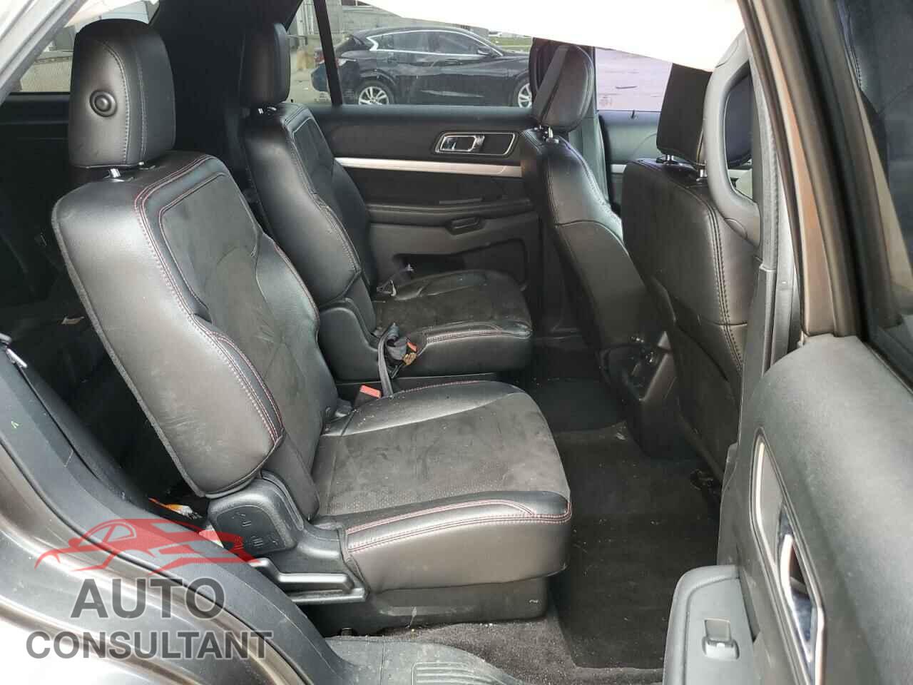 FORD EXPLORER 2018 - 1FM5K7D83JGB28780