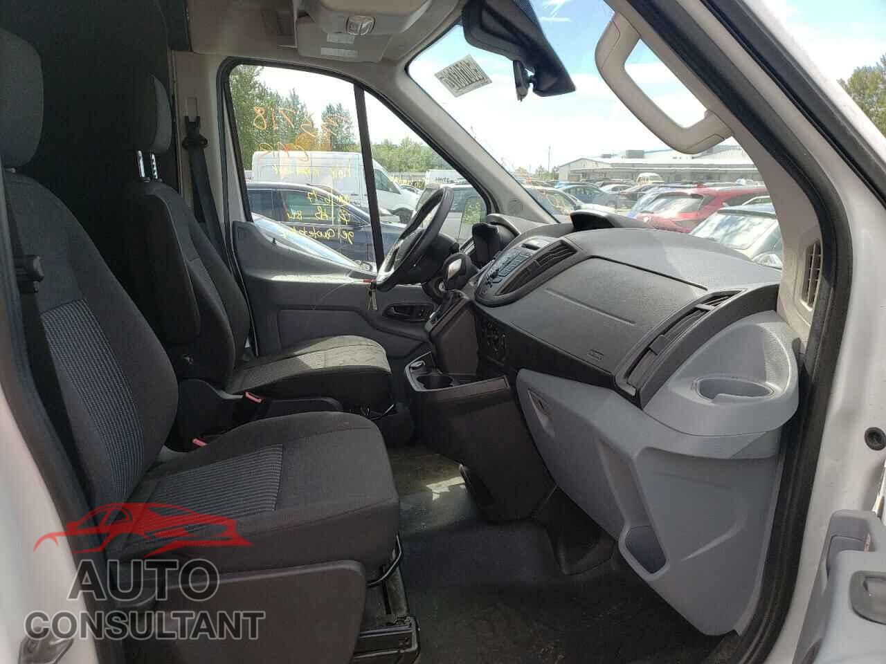 FORD TRANSIT CO 2019 - 1FTYR2CM8KKB83660