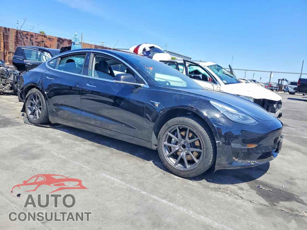 TESLA MODEL 3 2018 - 5YJ3E1EA5JF098774