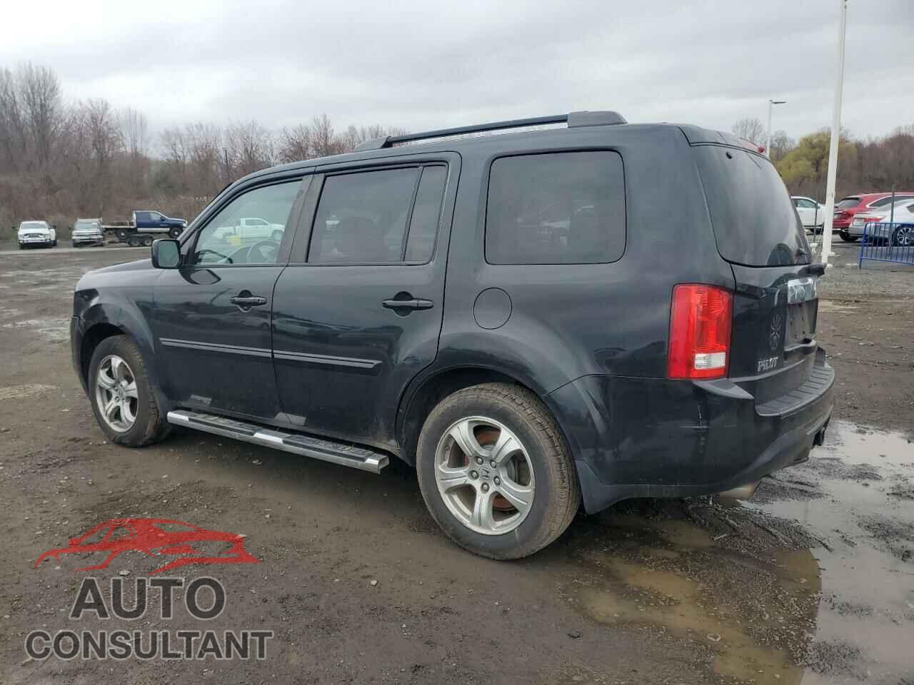 HONDA PILOT 2015 - 5FNYF4H66FB016263