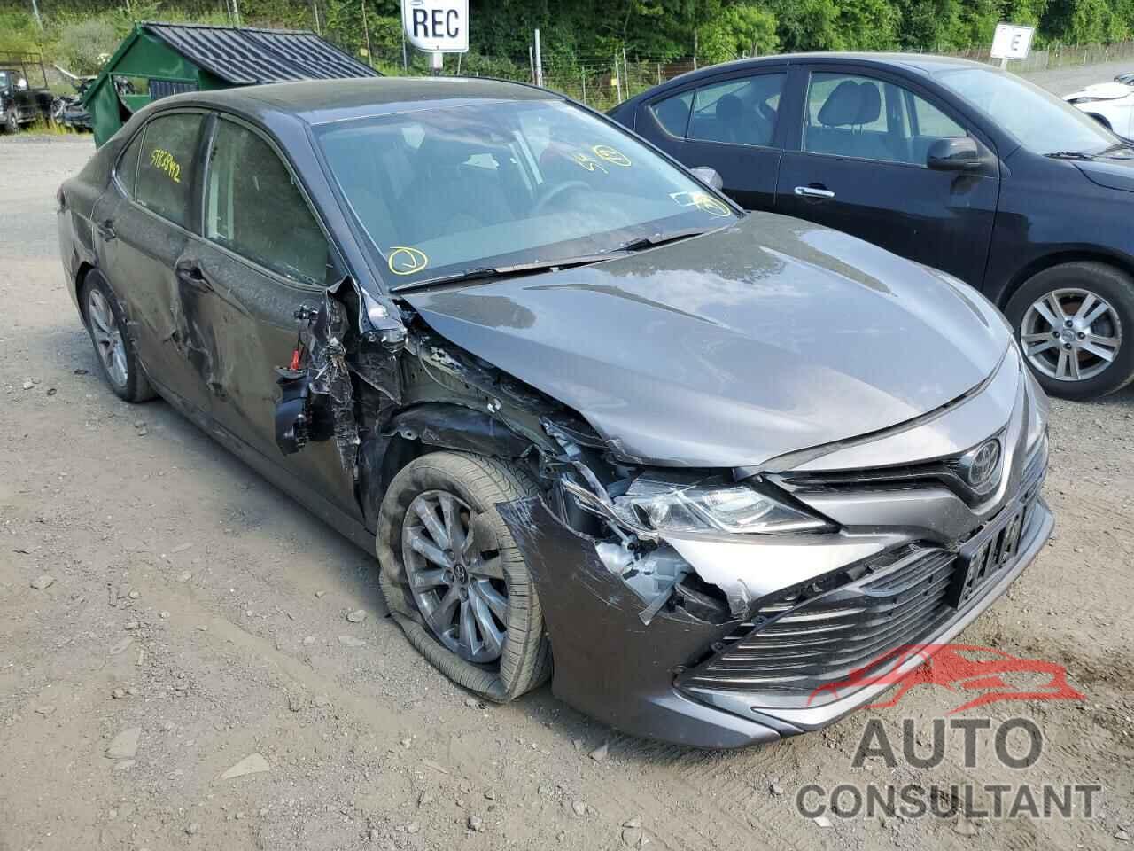 TOYOTA CAMRY 2019 - 4T1B11HK1KU736096