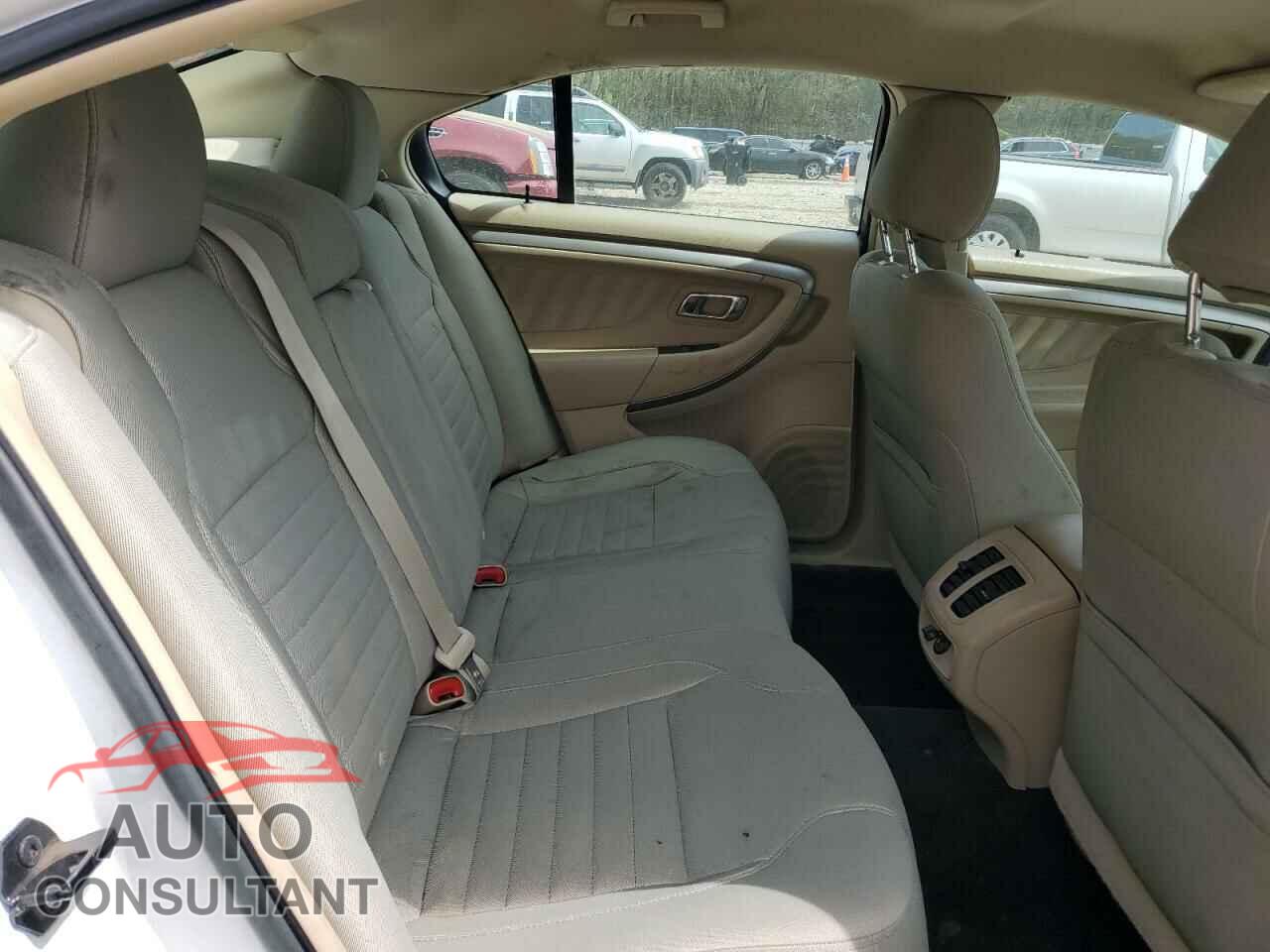 FORD TAURUS 2013 - 1FAHP2D83DG125569