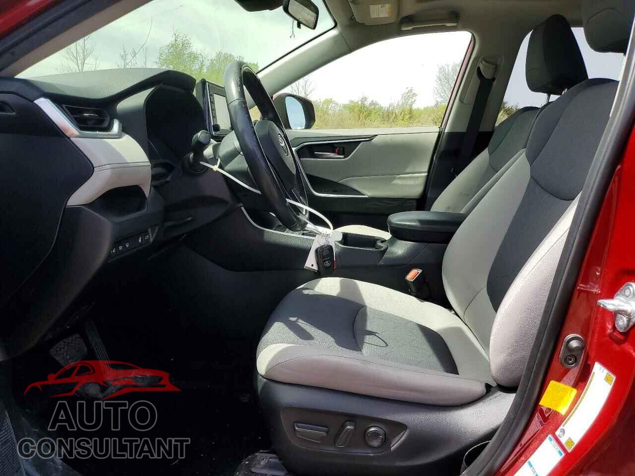 TOYOTA RAV4 2019 - JTMP1RFV3KD026087