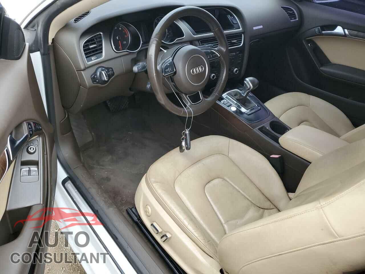 AUDI A5 2014 - WAULFAFR2EA033975