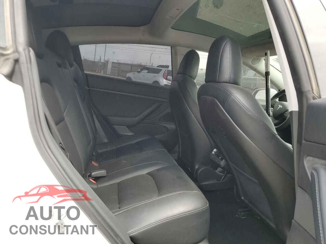 TESLA MODEL 3 2020 - 5YJ3E1EA5LF658828