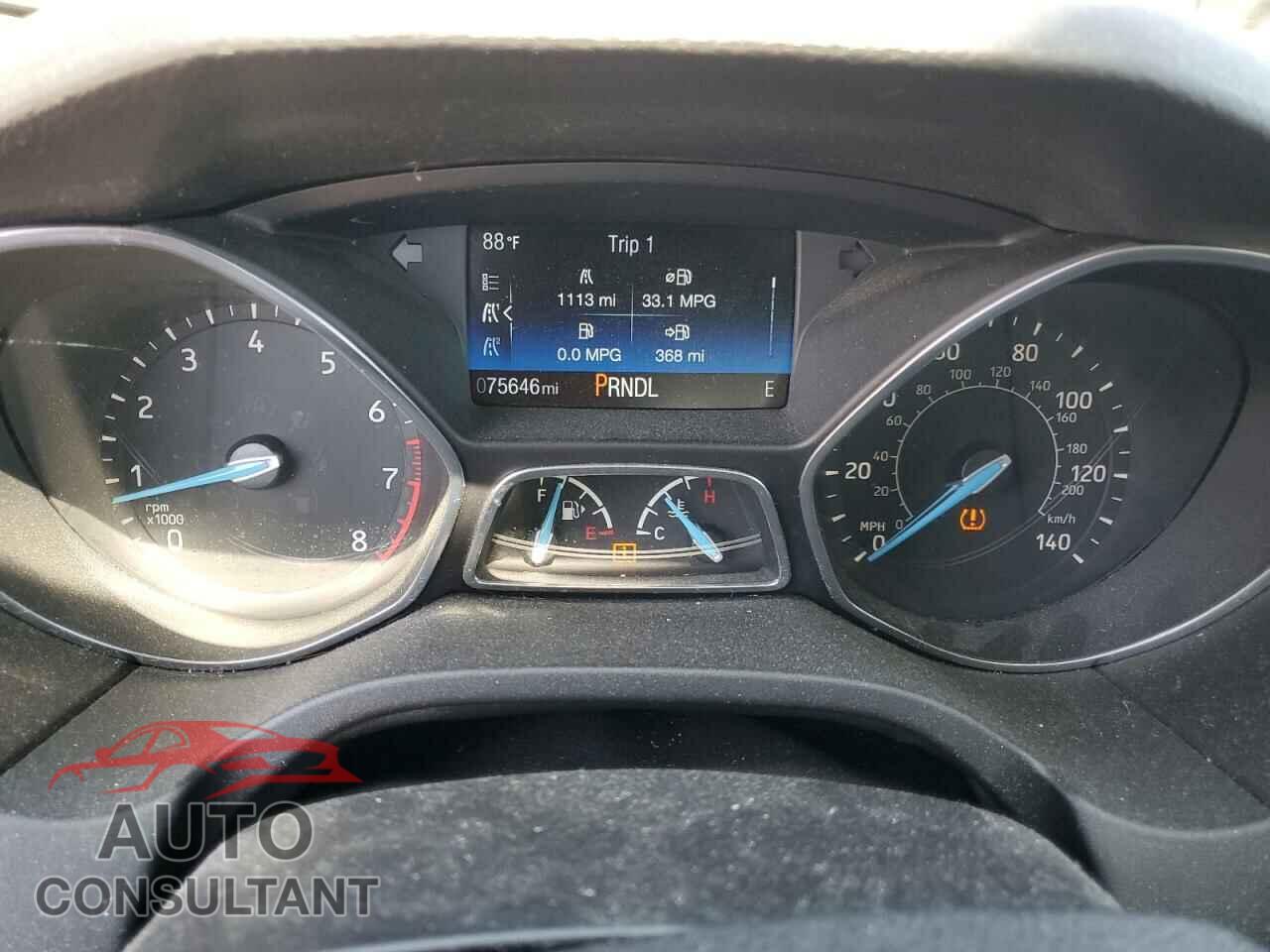 FORD FOCUS 2017 - 1FADP3K21HL319436