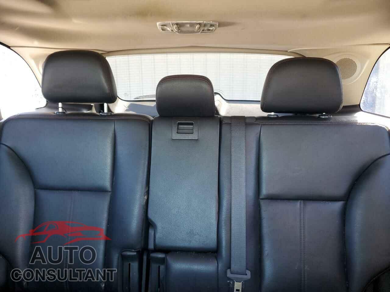 FORD EDGE 2011 - 2FMDK3KC8BBB33137