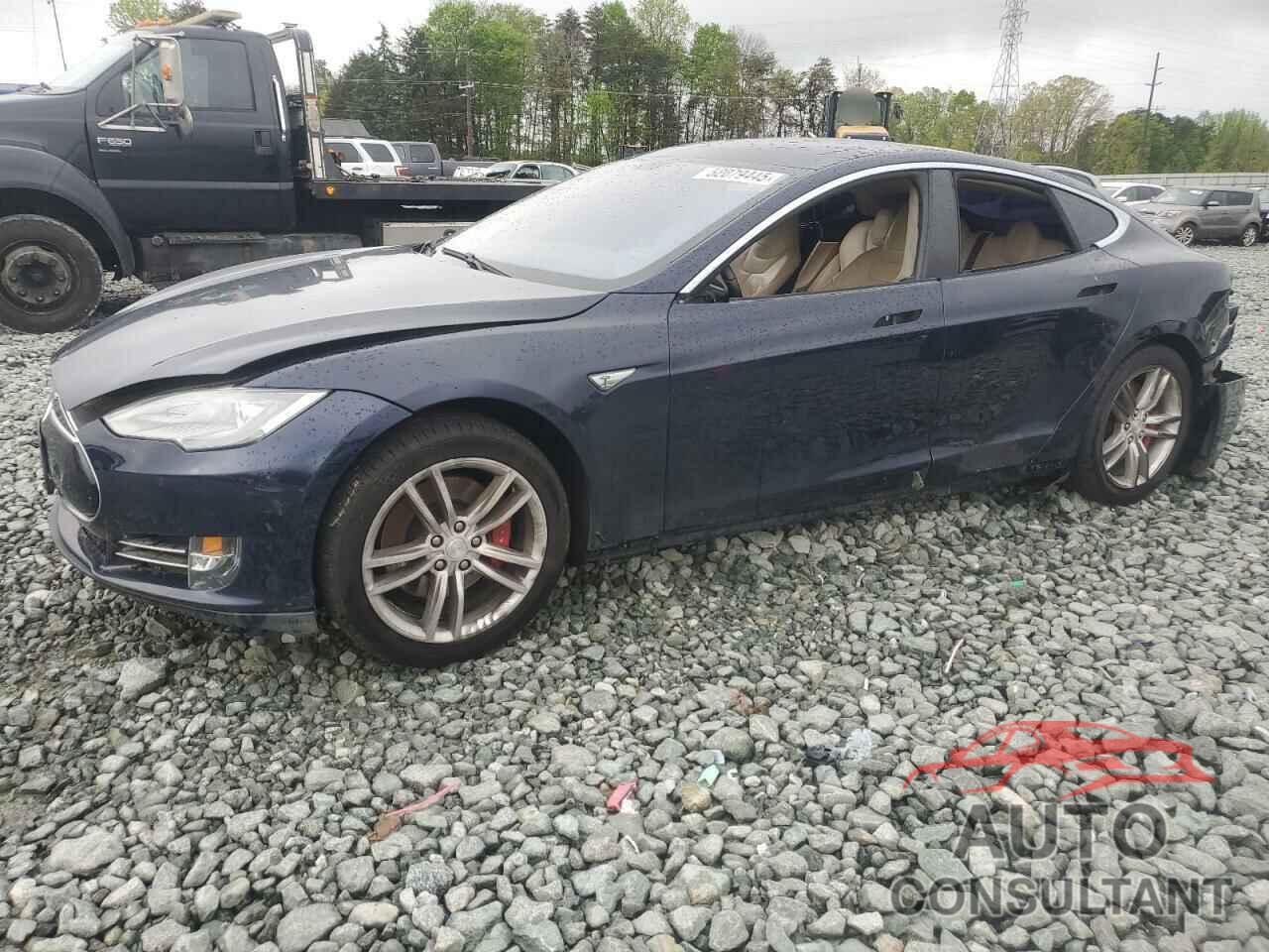 TESLA MODEL S 2014 - 5YJSA1H19EFP31740