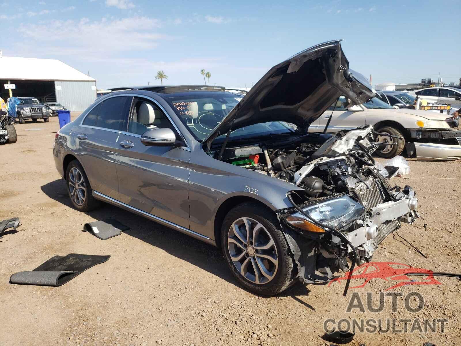 MERCEDES-BENZ C-CLASS 2016 - 55SWF4KB2GU162558