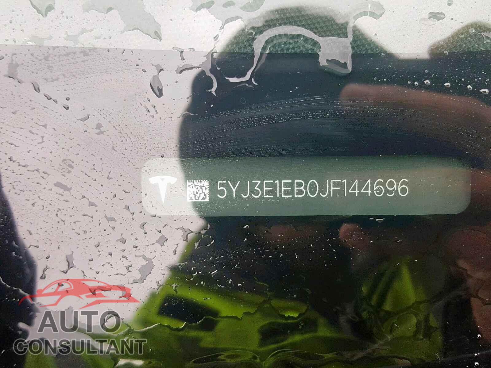 TESLA MODEL 3 2018 - 5YJ3E1EB0JF144696