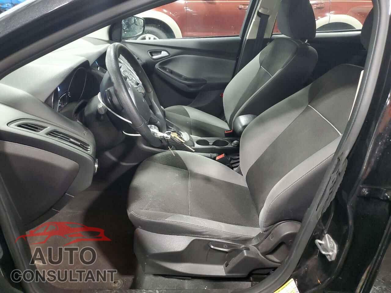 FORD FOCUS 2014 - 1FADP3F21EL271071