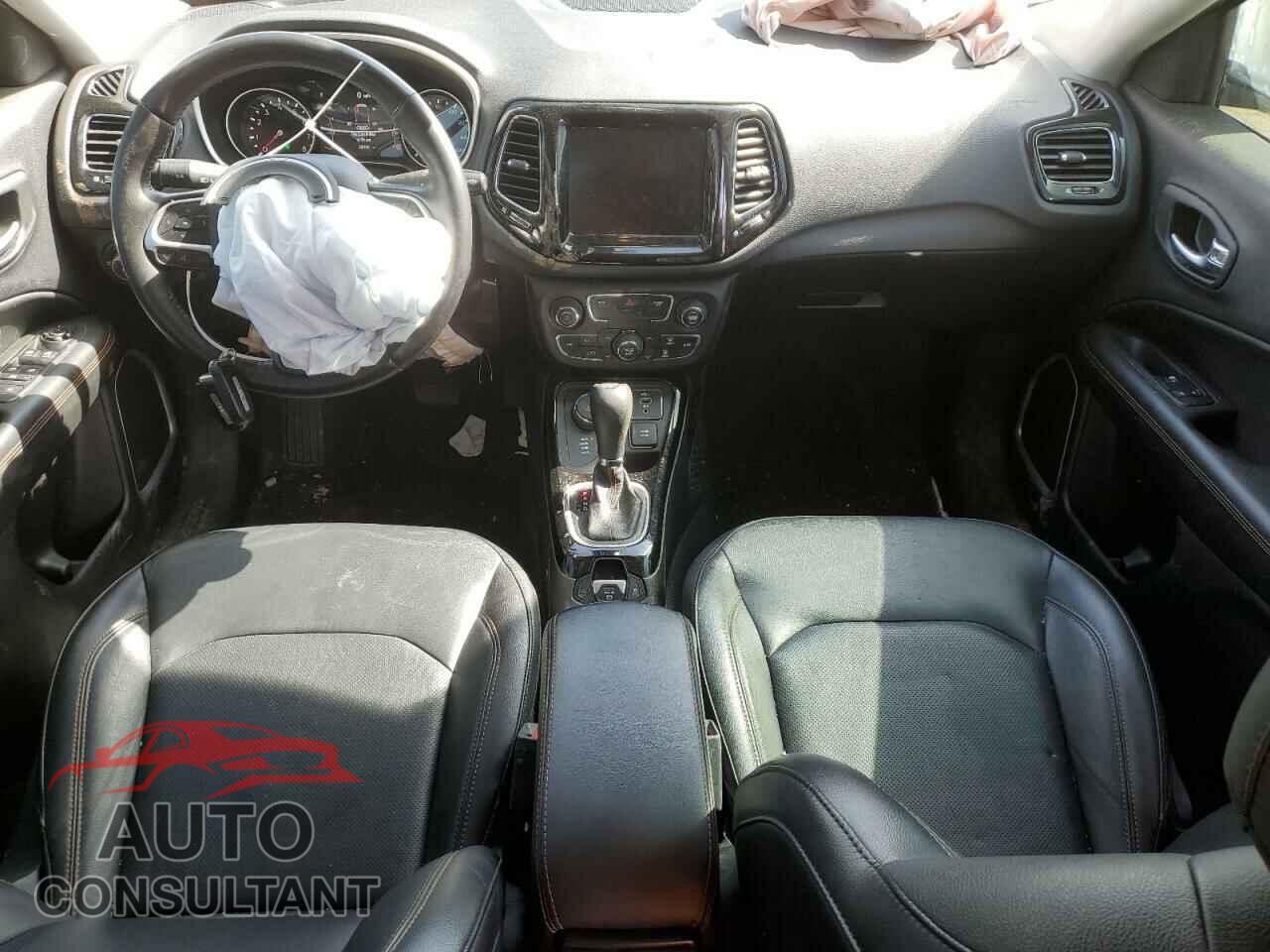 JEEP COMPASS 2020 - 3C4NJDCB0LT222228