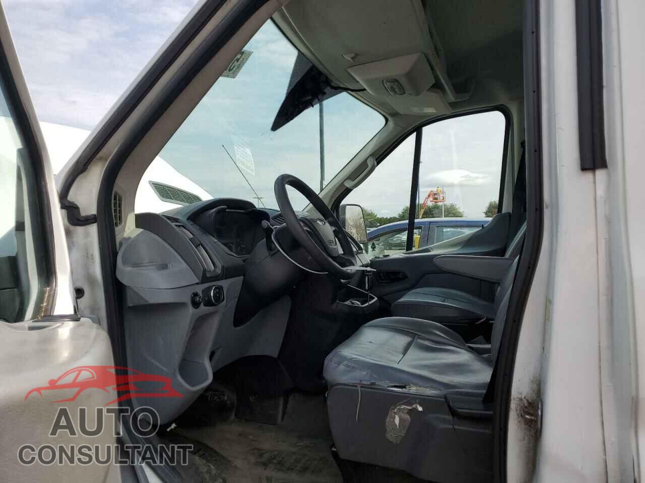 FORD TRANSIT 2017 - 1FTYR1CM3HKB24549