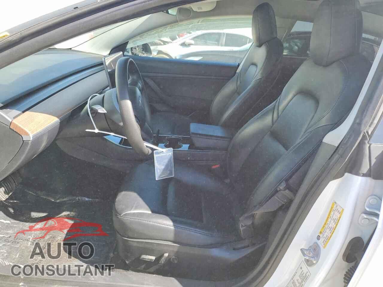 TESLA MODEL 3 2020 - 5YJ3E1EA8LF803991