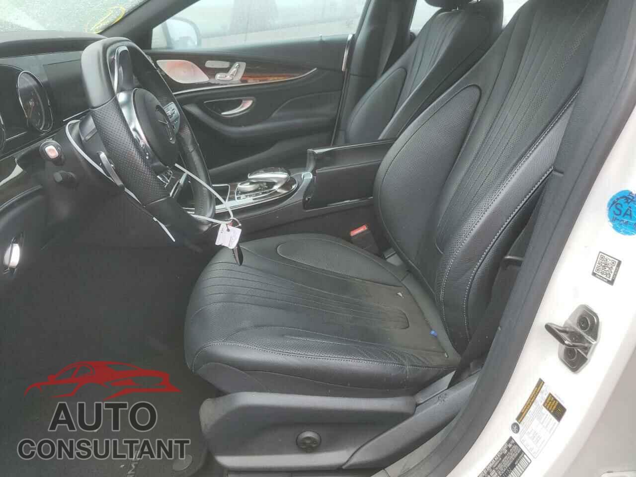 MERCEDES-BENZ CLC-CLASS 2019 - WDD2J5JB8KA021152