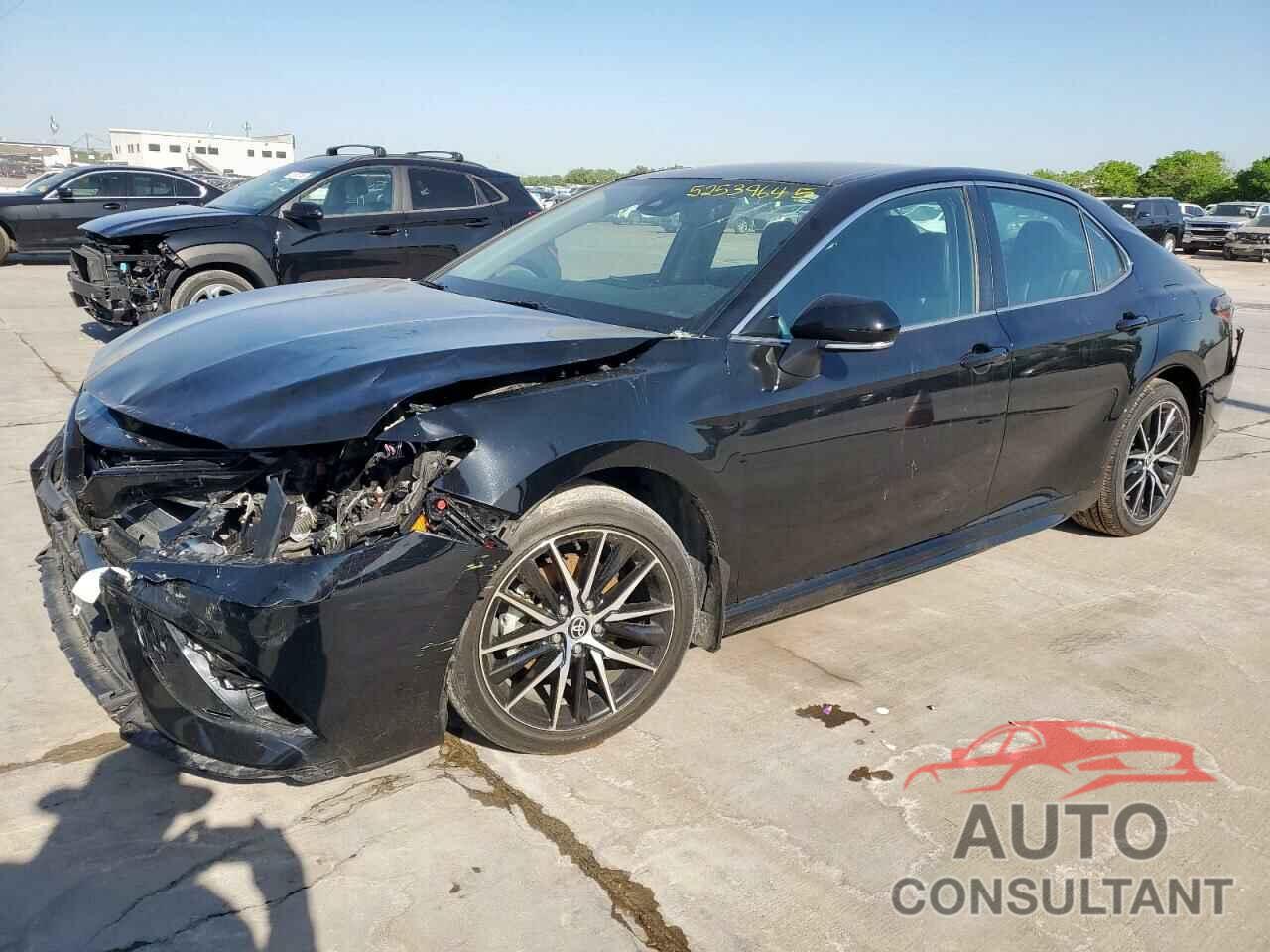 TOYOTA CAMRY 2023 - 4T1G11AK1PU100253