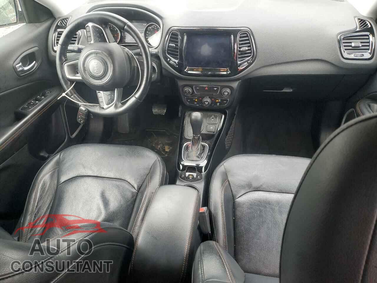 JEEP COMPASS 2018 - 3C4NJDCB2JT263067