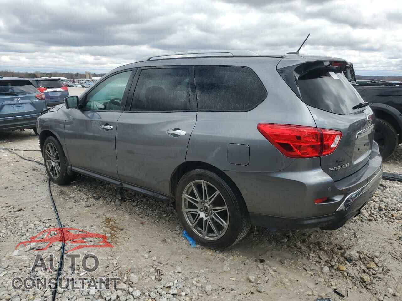 NISSAN PATHFINDER 2018 - 5N1DR2MM6JC631069
