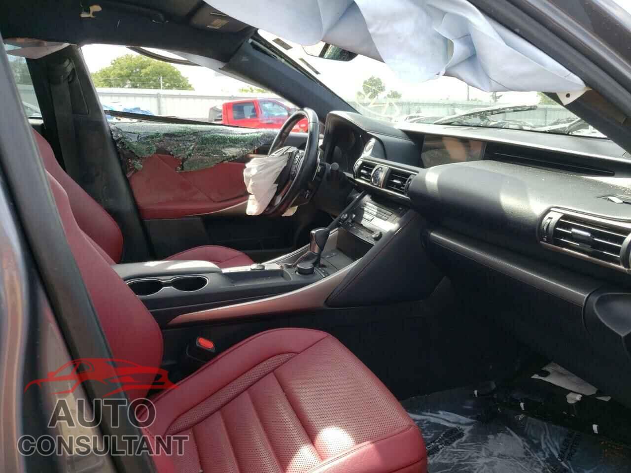 LEXUS IS 2017 - JTHBA1D29H5043952