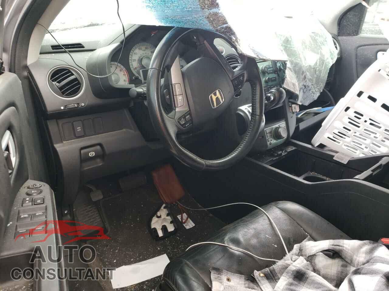 HONDA PILOT 2011 - 5FNYF4H75BB005273