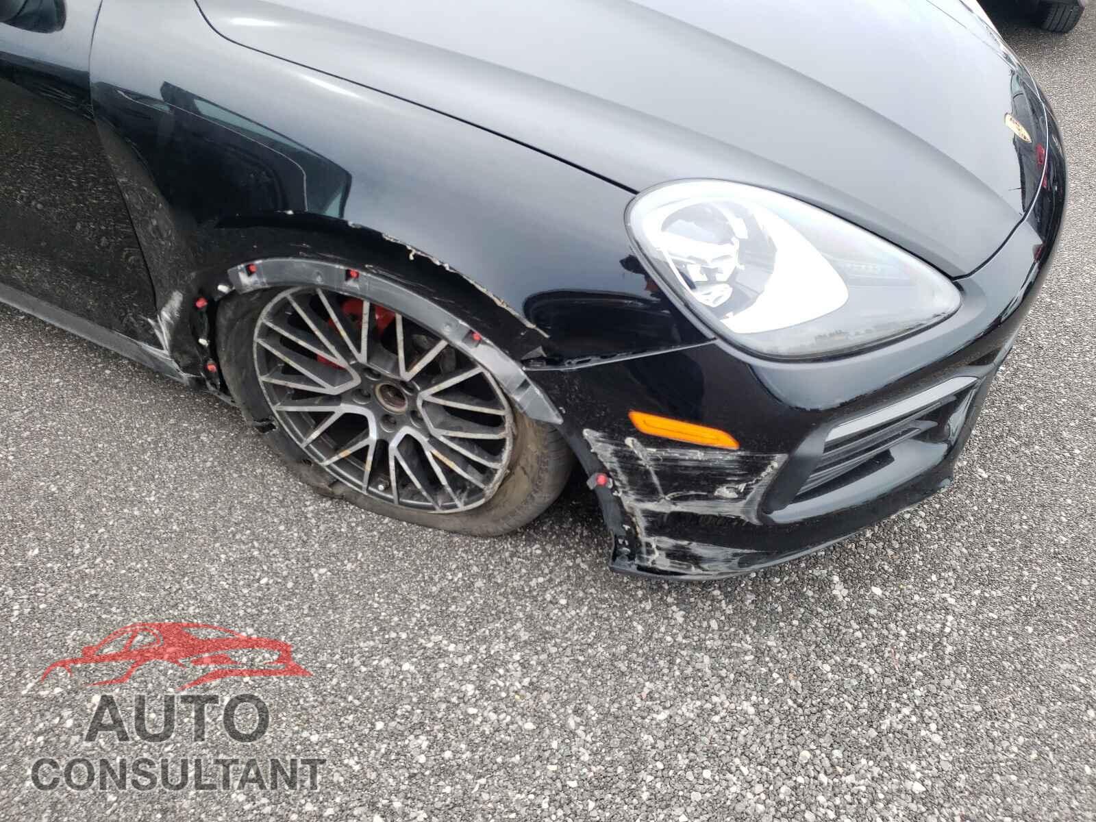 PORSCHE CAYENNE 2019 - WP1AA2AY2KDA11481