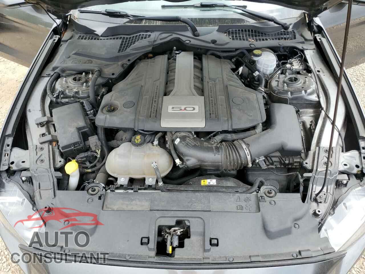 FORD MUSTANG 2018 - 1FA6P8CF8J5125570