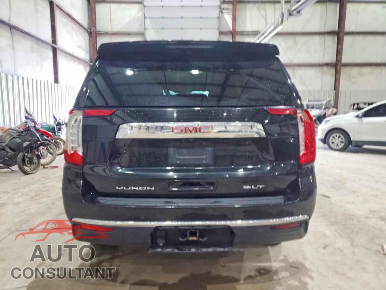 GMC YUKON 2022 - 1GKS2BKD3NR363656