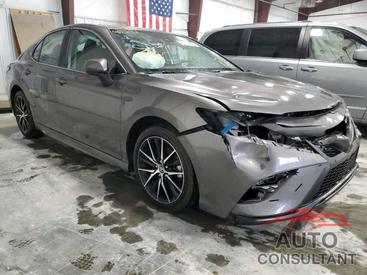 TOYOTA CAMRY 2021 - 4T1G11AK6MU411544